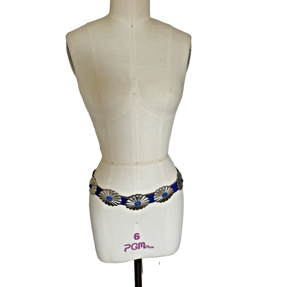 VTG Rare 33" 80s ACCESSOCRAFT NYC Glass Cab 5 Concho Buckle Blue Leather Belt - Picture 11 of 16